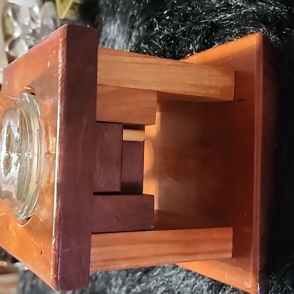 Vintage Wooden Candy Dispenser. Handcrafted. - Picture 6 of 7